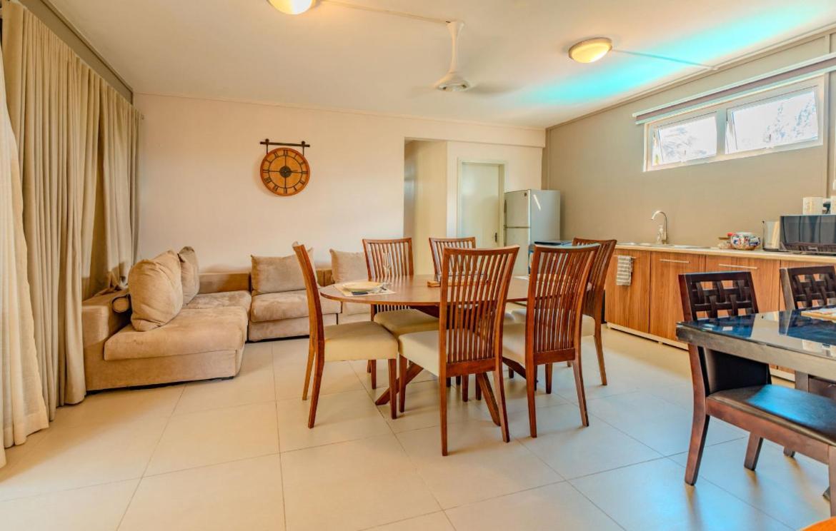 Pereybere Beach Paradise 4 Bedroom Apt Esterno foto