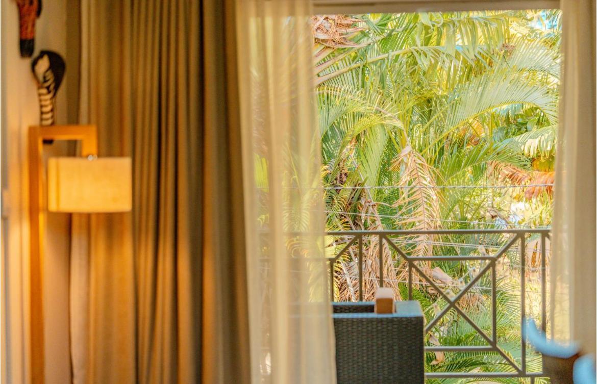 Pereybere Beach Paradise 4 Bedroom Apt Esterno foto